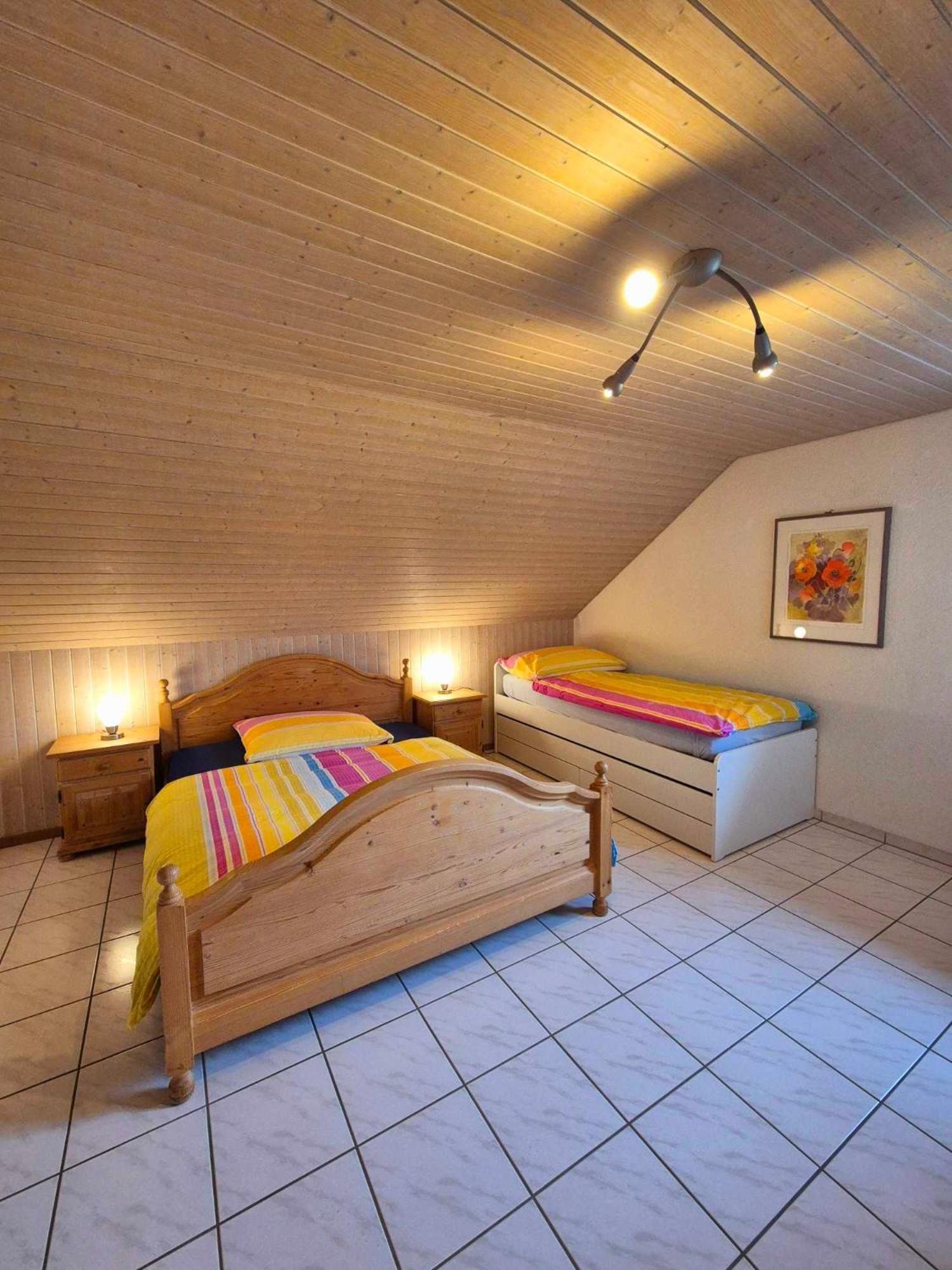 Apartment Simcha Niederwichtrach Dış mekan fotoğraf